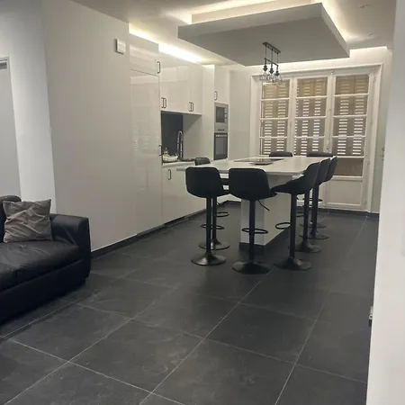 公寓 Grand Cosy - La Caserne De Bonne - Centre *
